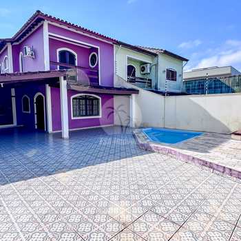 Casa em Bertioga, bairro Centro