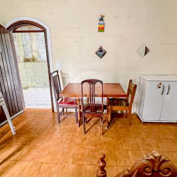 Casa em Bertioga, bairro Vista Linda