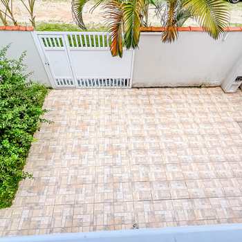 Casa em Bertioga, bairro Indaiá