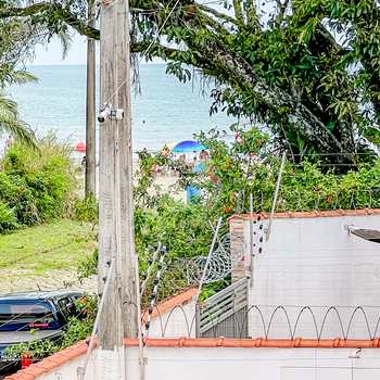 Casa em Bertioga, bairro Indaiá