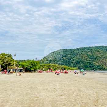 Casa em Bertioga, bairro Indaiá