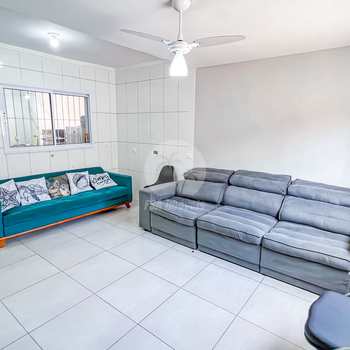 Casa em Bertioga, bairro Indaiá