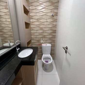 Apartamento em Praia Grande, bairro Guilhermina