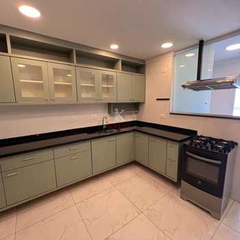 Apartamento em Praia Grande, bairro Guilhermina
