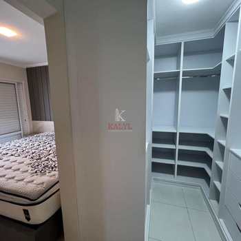Apartamento em Praia Grande, bairro Guilhermina