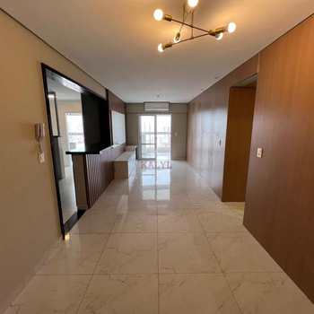 Apartamento em Praia Grande, bairro Guilhermina