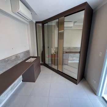Apartamento em Praia Grande, bairro Guilhermina