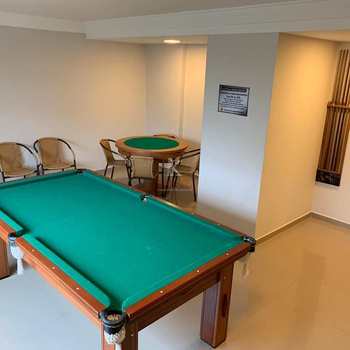 Apartamento em Praia Grande, bairro Guilhermina