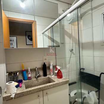 Apartamento em Praia Grande, bairro Guilhermina