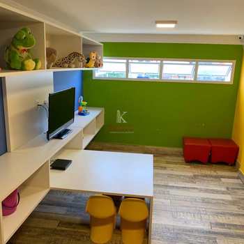 Apartamento em Praia Grande, bairro Guilhermina