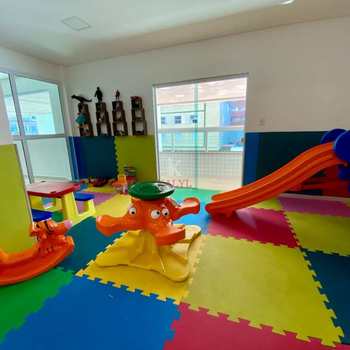 Apartamento em Praia Grande, bairro Guilhermina