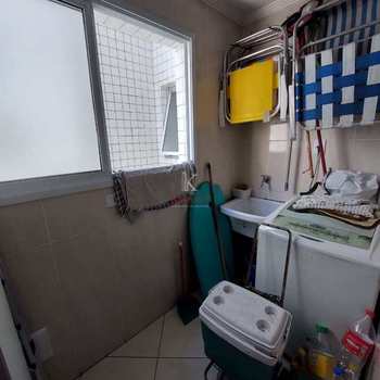 Apartamento em Praia Grande, bairro Guilhermina