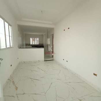 Casa em Praia Grande, bairro Maracanã
