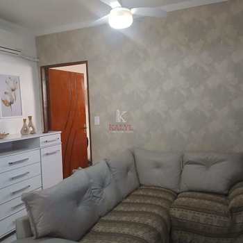 Apartamento em Praia Grande, bairro Guilhermina