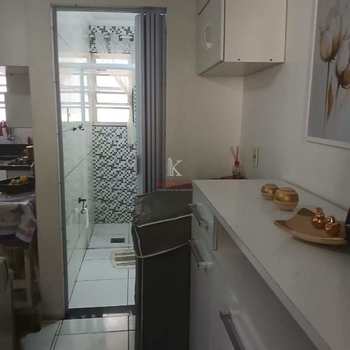 Apartamento em Praia Grande, bairro Guilhermina