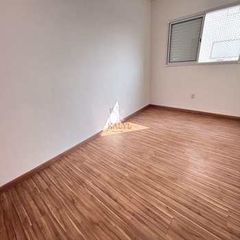 Apartamento em Praia Grande, bairro Guilhermina