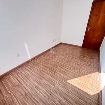 Apartamento em Praia Grande, bairro Guilhermina