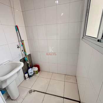 Apartamento em Praia Grande, bairro Guilhermina