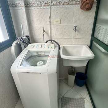 Apartamento em Praia Grande, bairro Guilhermina