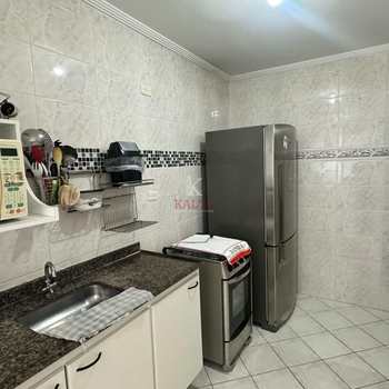Apartamento em Praia Grande, bairro Guilhermina