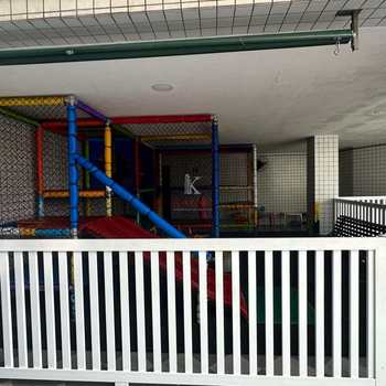 Apartamento em Praia Grande, bairro Guilhermina