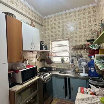 Apartamento em Praia Grande, bairro Guilhermina