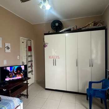 Apartamento em Praia Grande, bairro Guilhermina