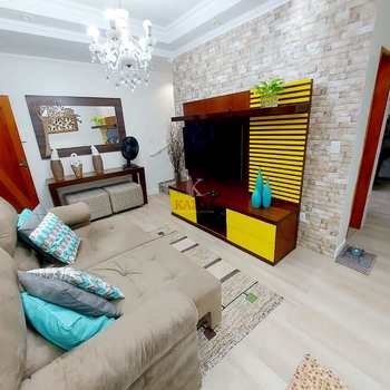 Sobrado em Praia Grande, bairro Guilhermina
