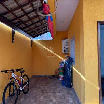 Sobrado em Praia Grande, bairro Antártica