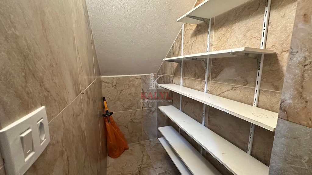Casa em Praia Grande, no bairro Real