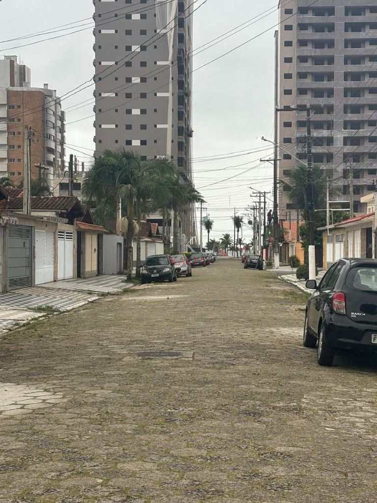 Casa em Praia Grande, no bairro Real
