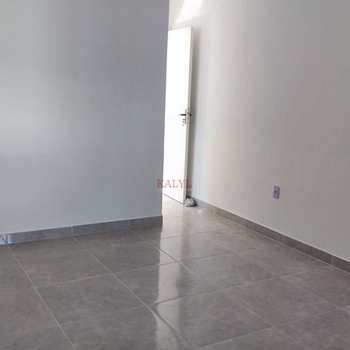 Casa em Praia Grande, bairro Guilhermina