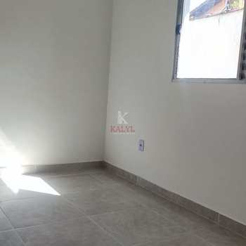 Casa em Praia Grande, bairro Guilhermina