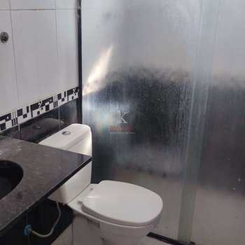 Casa em Praia Grande, bairro Guilhermina