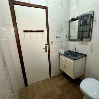 Casa em Praia Grande, bairro Guilhermina