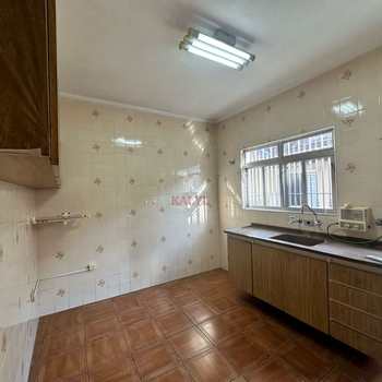 Casa em Praia Grande, bairro Guilhermina