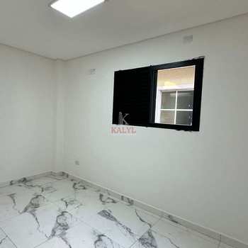 Sobrado em Praia Grande, bairro Guilhermina