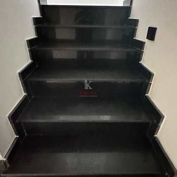 Casa em Praia Grande, bairro Guilhermina