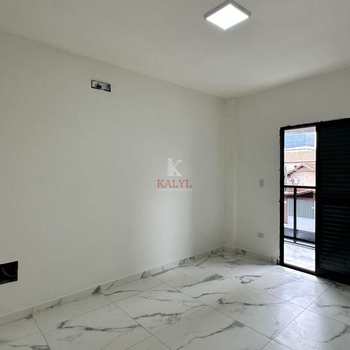 Casa em Praia Grande, bairro Guilhermina