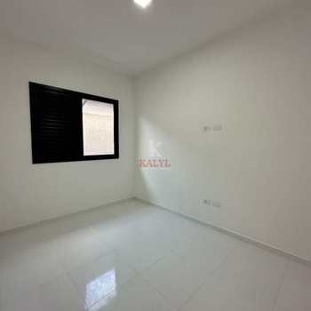 Casa em Praia Grande, bairro Maracanã