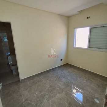 Casa em Praia Grande, bairro Maracanã