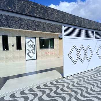 Casa em Praia Grande, bairro Maracanã