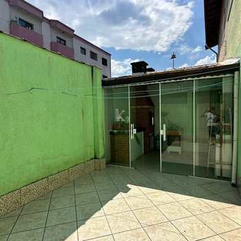 Sobrado em Praia Grande, bairro Guilhermina