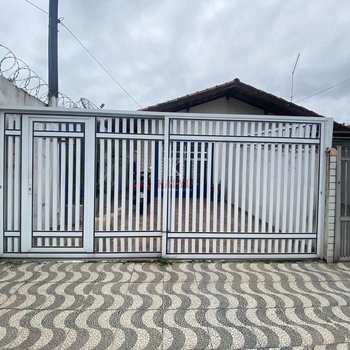 Casa em Praia Grande, bairro Guilhermina