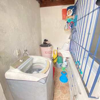 Casa em Praia Grande, bairro Guilhermina