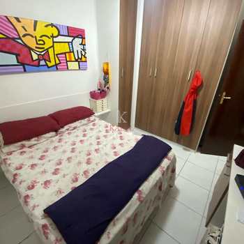 Casa em Praia Grande, bairro Guilhermina