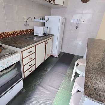 Apartamento em Praia Grande, bairro Guilhermina