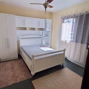Apartamento em Praia Grande, bairro Guilhermina