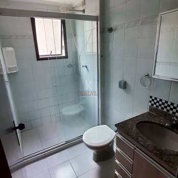 Apartamento em Praia Grande, bairro Guilhermina
