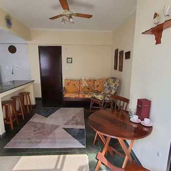 Apartamento em Praia Grande, bairro Guilhermina